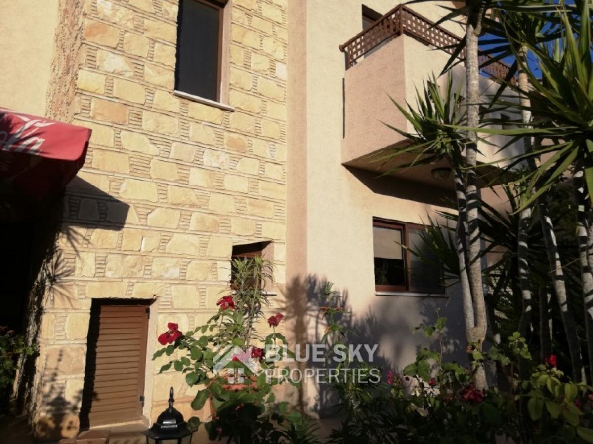Picture of Home For Sale in Kolossi, Limassol, Cyprus
