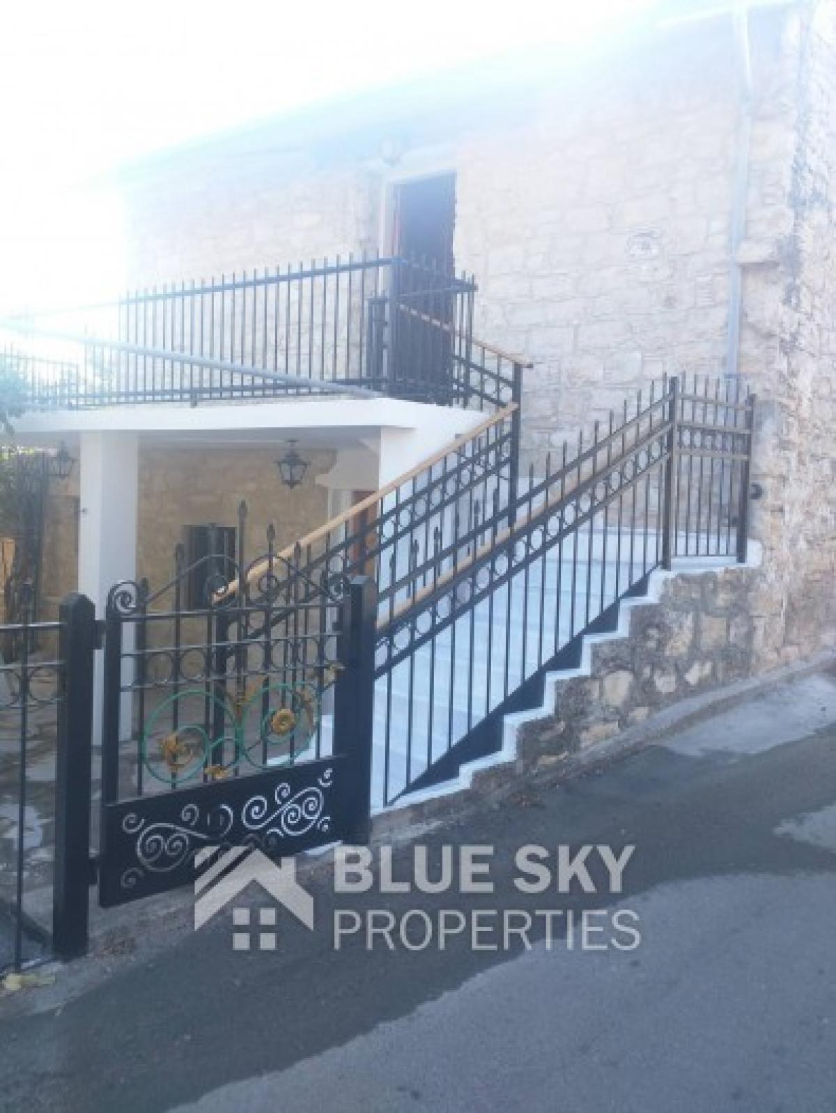 Picture of Home For Sale in Lofou, Limassol, Cyprus
