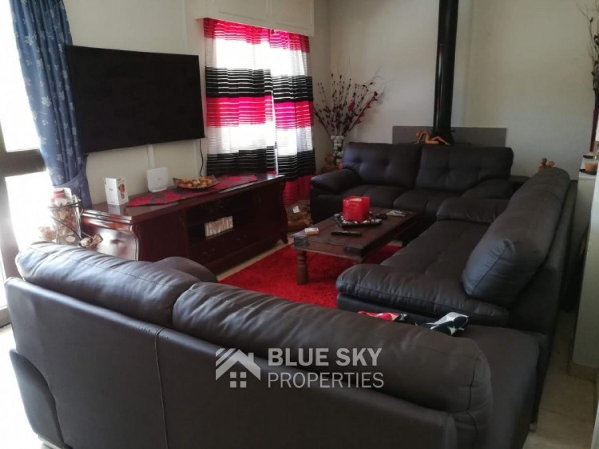 Picture of Home For Sale in Kalo Chorio, Limassol, Cyprus