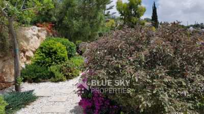Bungalow For Sale in Tala, Cyprus