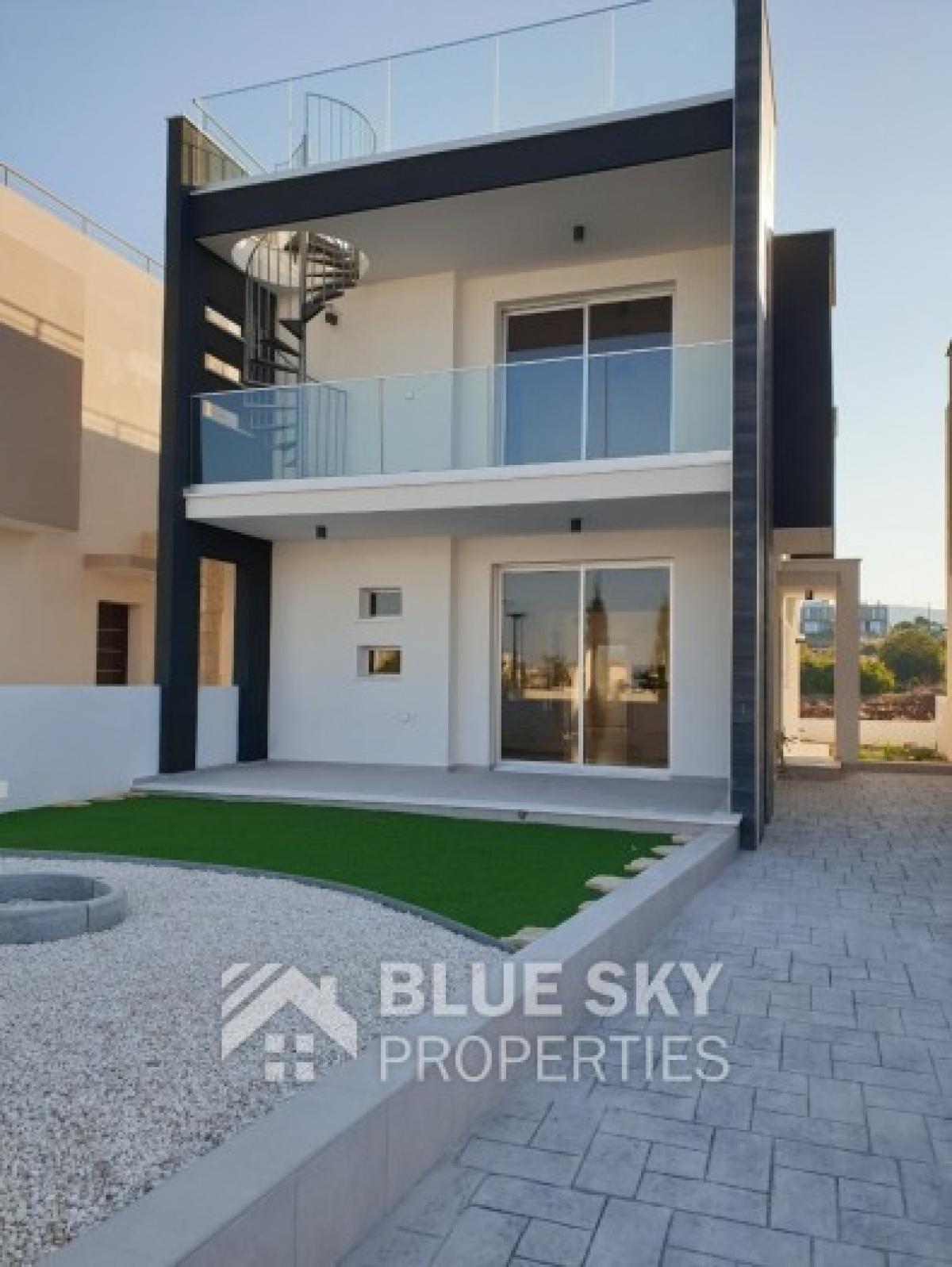 Picture of Home For Sale in Chlorakas, Paphos, Cyprus