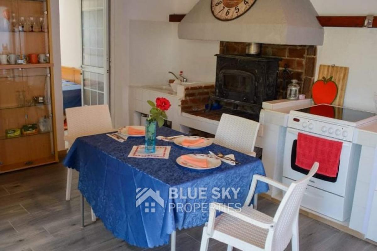 Picture of Home For Sale in Chlorakas, Paphos, Cyprus