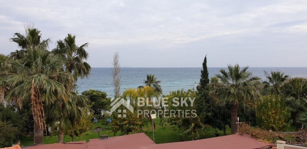 Picture of Home For Sale in Pentakomo, Limassol, Cyprus