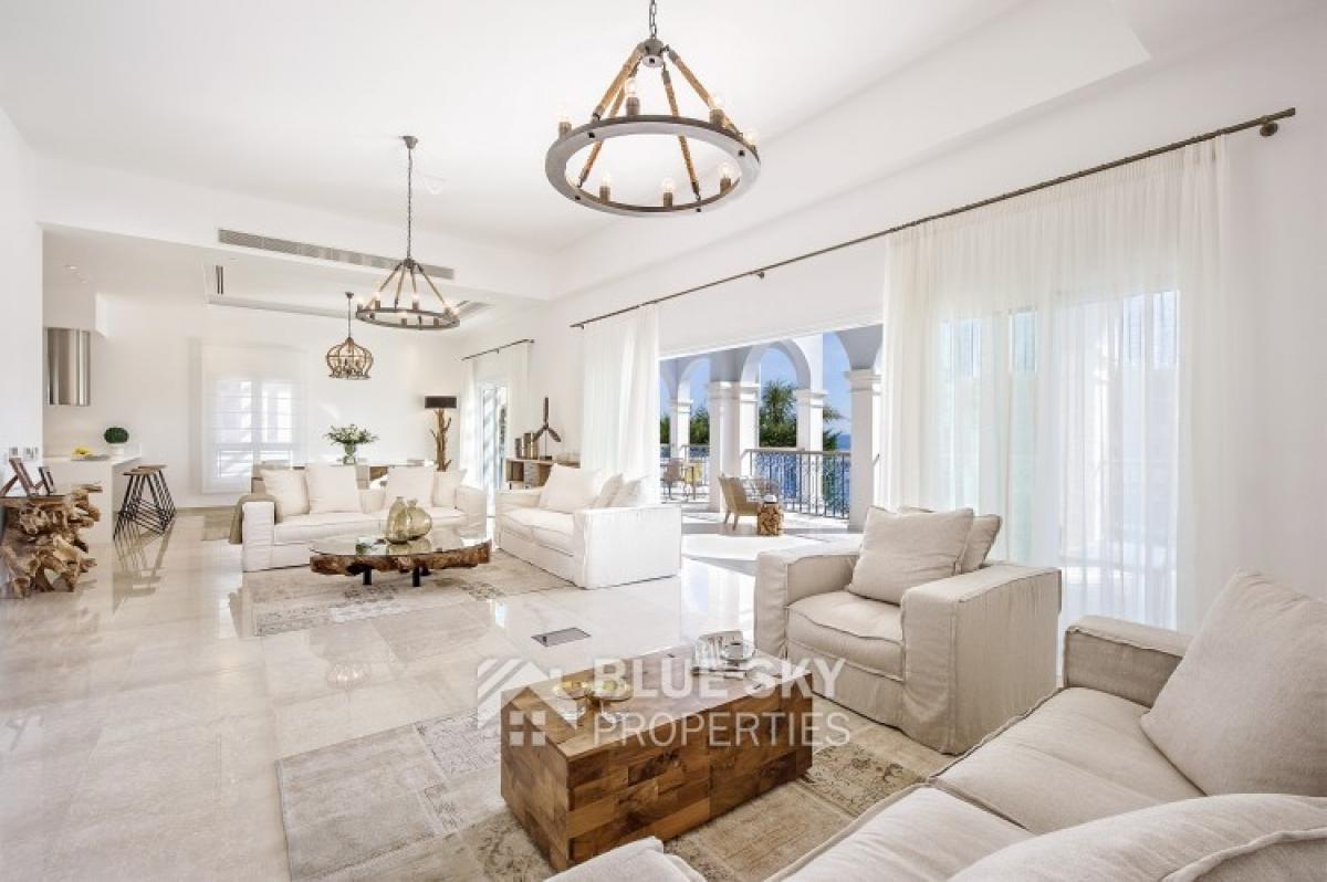 Picture of Apartment For Sale in Limassol Marina, Limassol, Cyprus