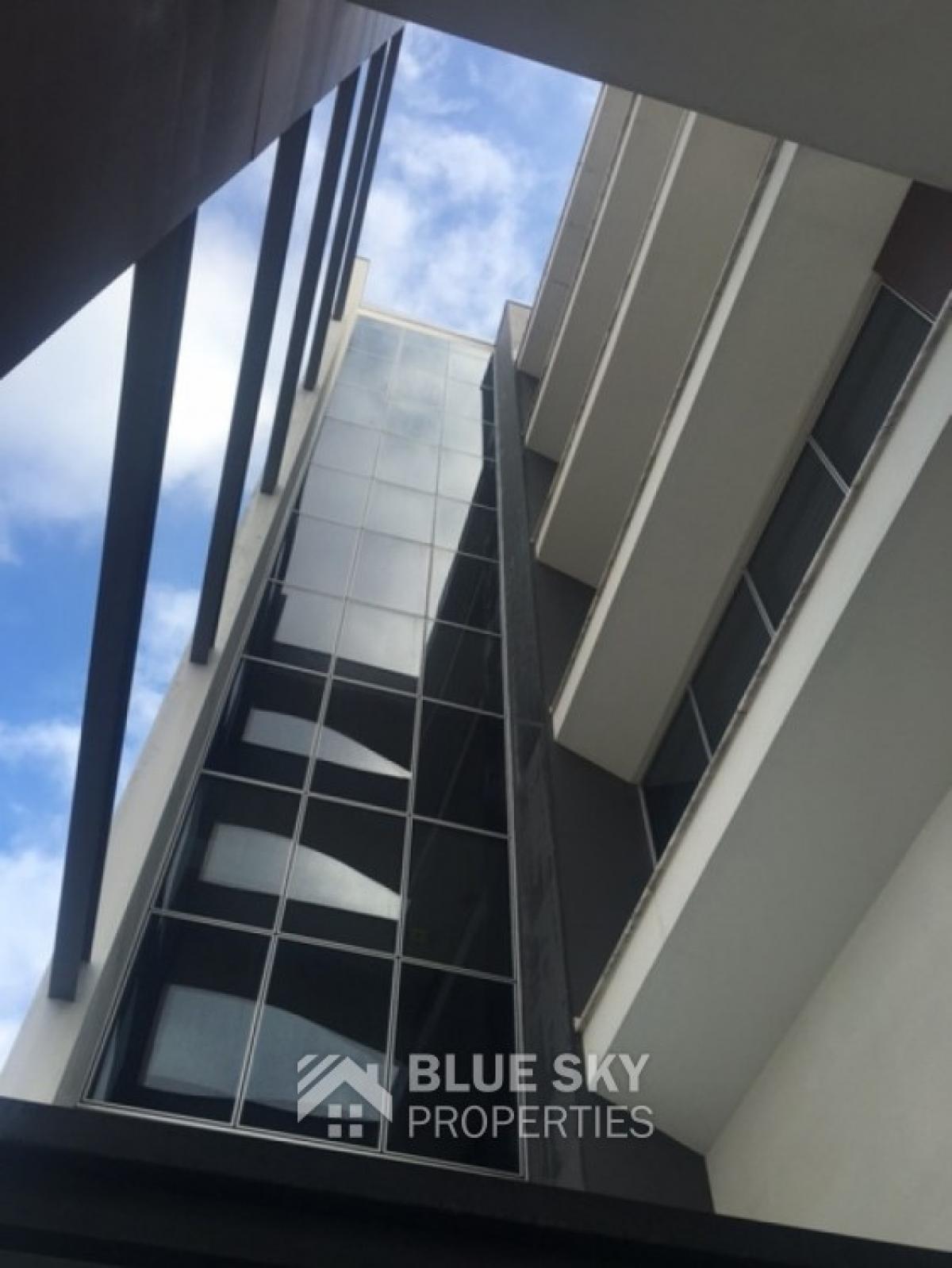 Picture of Home For Sale in Mesa Geitonia, Limassol, Cyprus