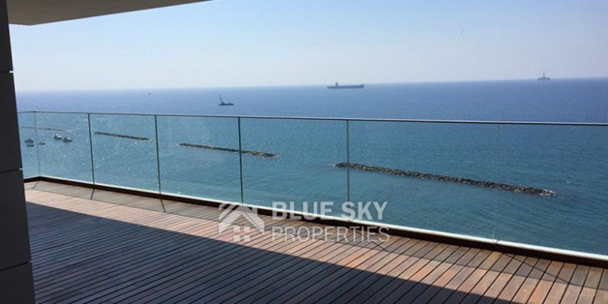 Picture of Apartment For Sale in Neapoli, Limassol, Cyprus