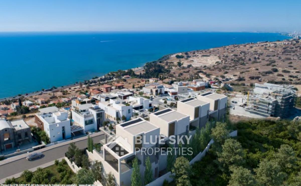 Picture of Home For Sale in Agios Tychon, Limassol, Cyprus