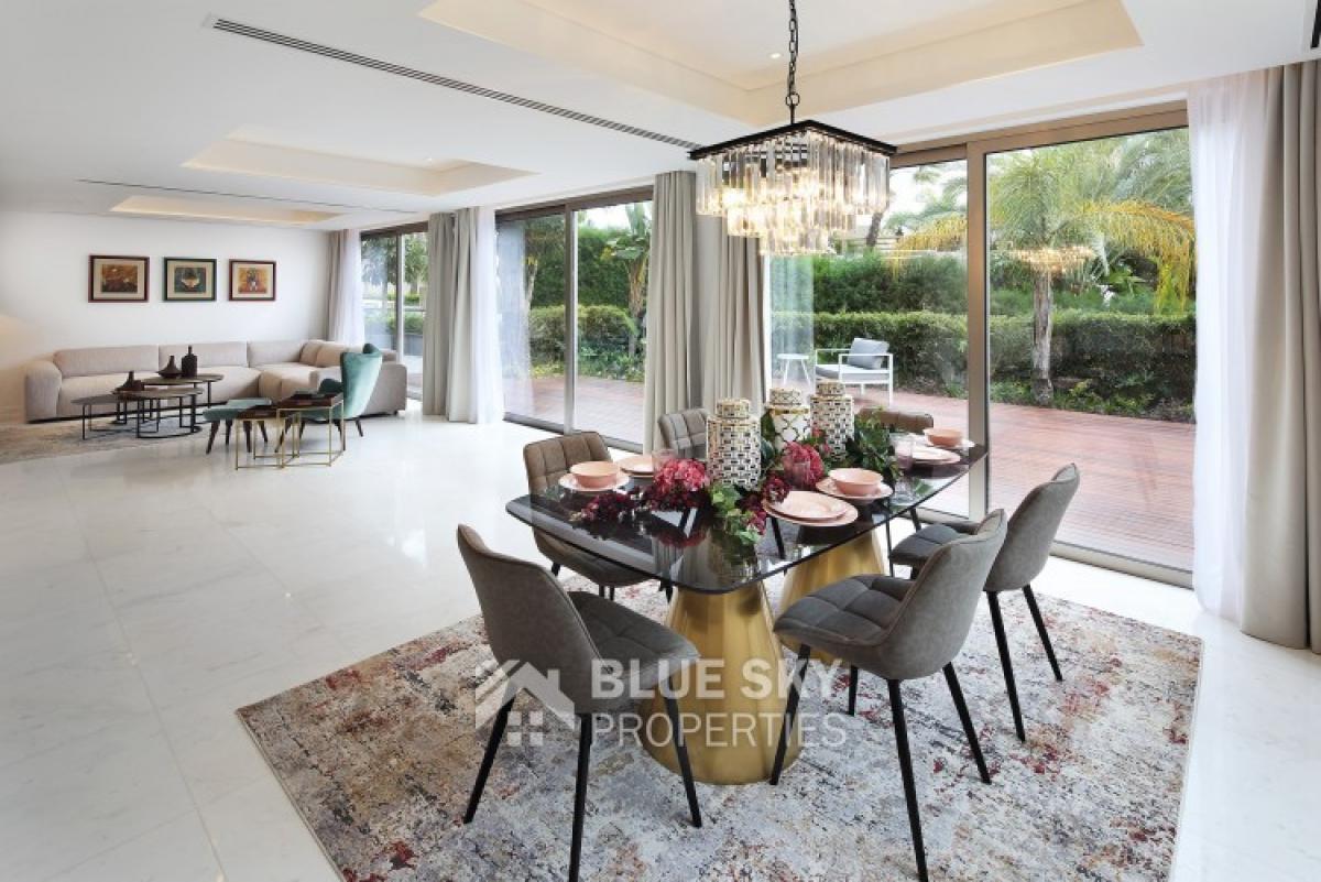 Picture of Apartment For Sale in Amathounta, Limassol, Cyprus