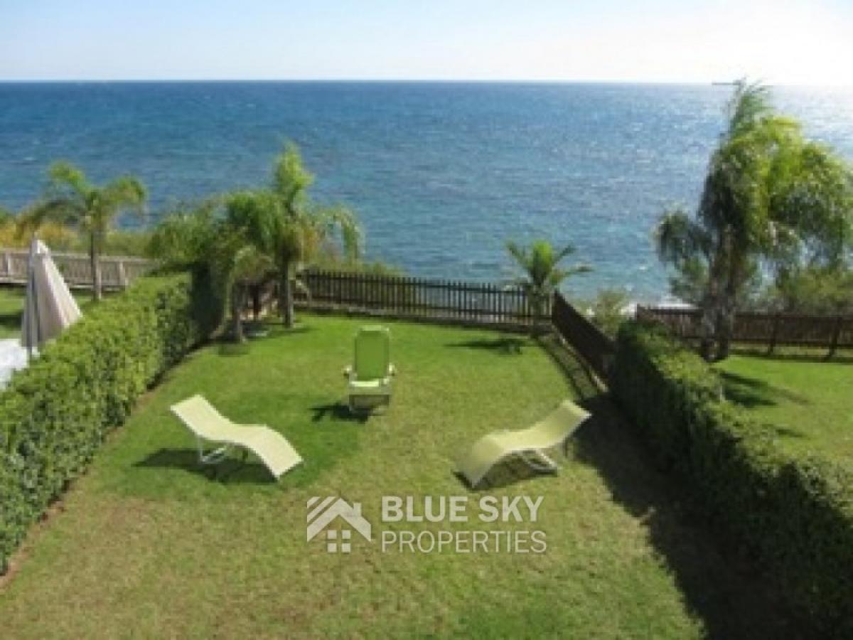 Picture of Home For Sale in Pentakomo, Limassol, Cyprus