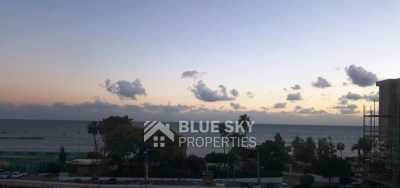 Apartment For Sale in Agios Tychon, Cyprus