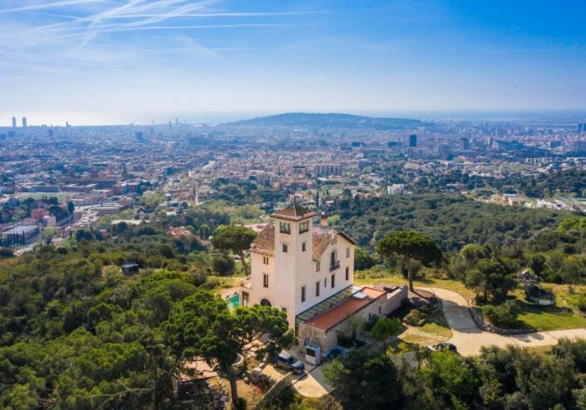 Picture of Home For Sale in Barcelona, Barcelona, Spain
