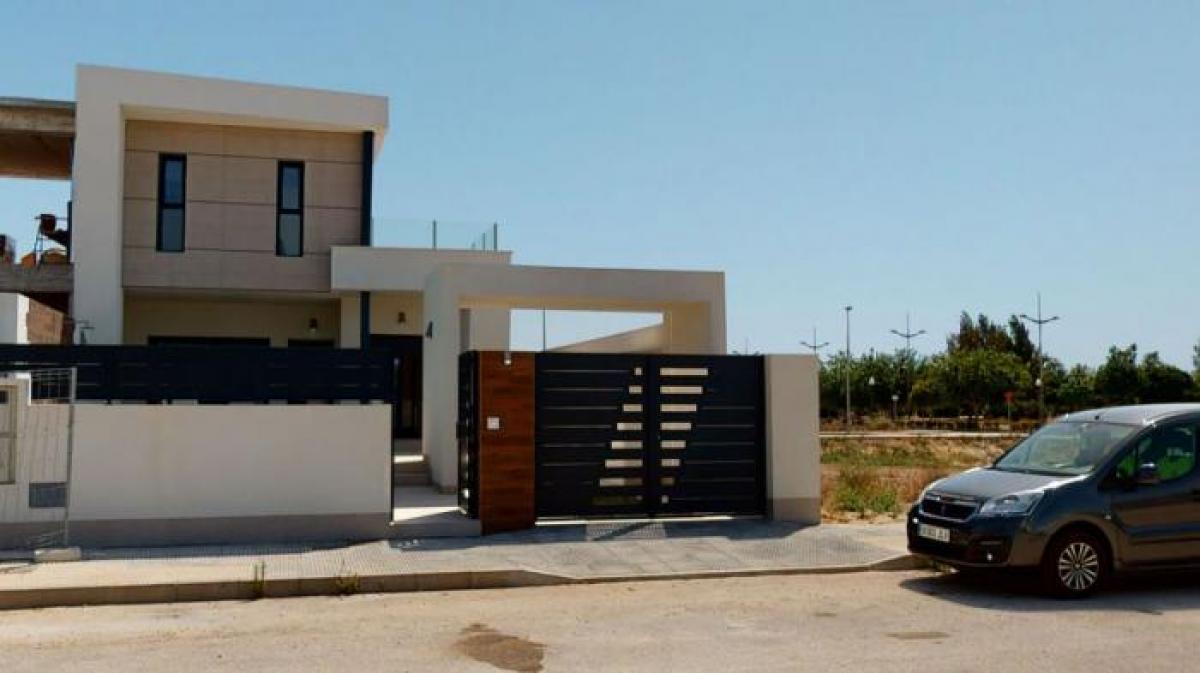 Picture of Villa For Sale in Dolores, Alicante, Spain