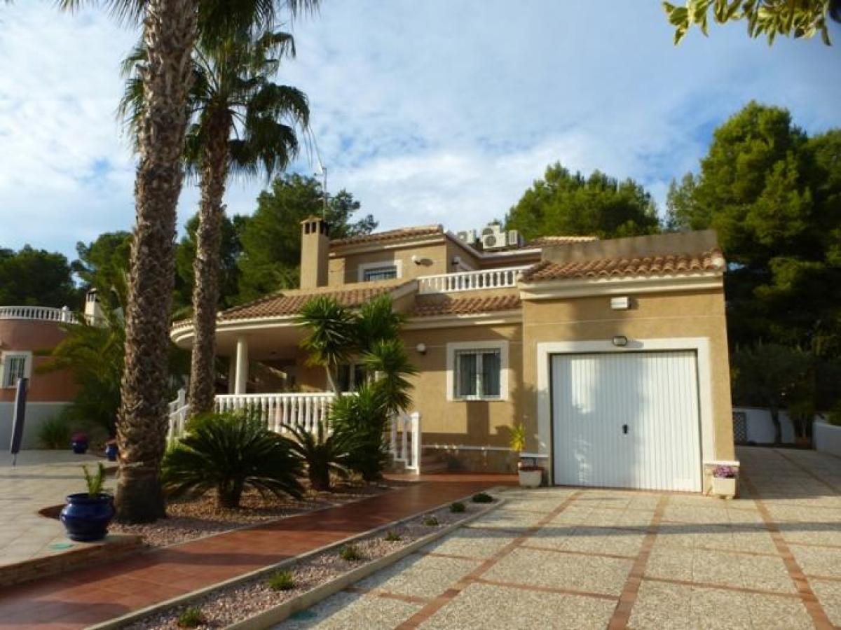 Picture of Apartment For Sale in Pinar De Campoverde, Alicante, Spain
