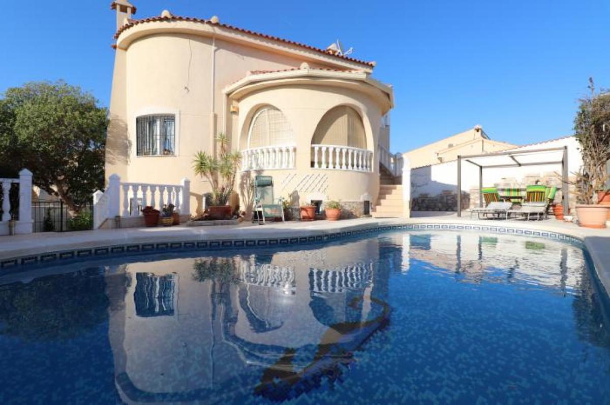 Picture of Apartment For Sale in Benimar, Alicante, Spain