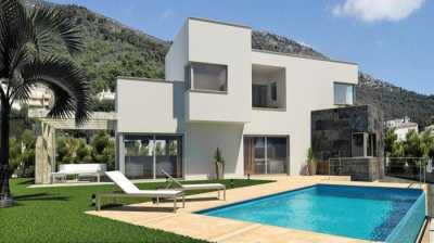 Villa For Sale in Pinoso, Spain