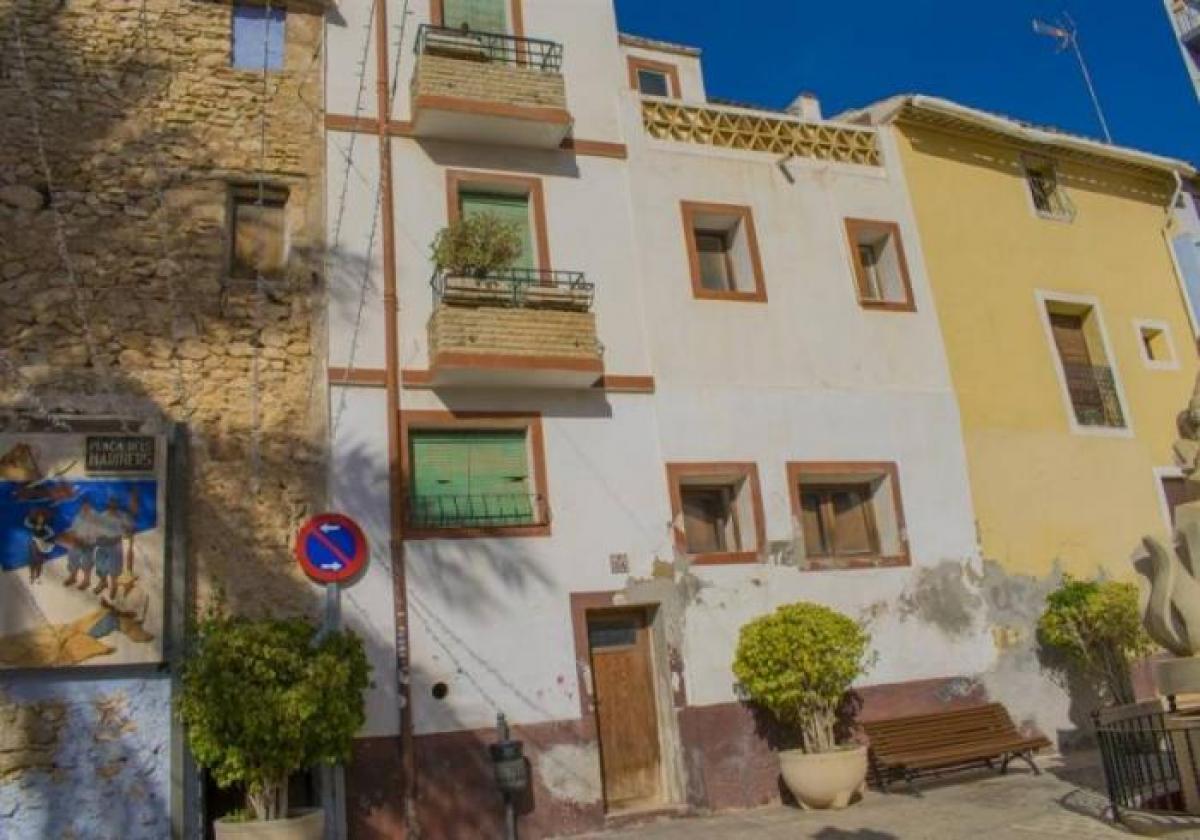 Picture of Home For Sale in Calpe, Alicante, Spain