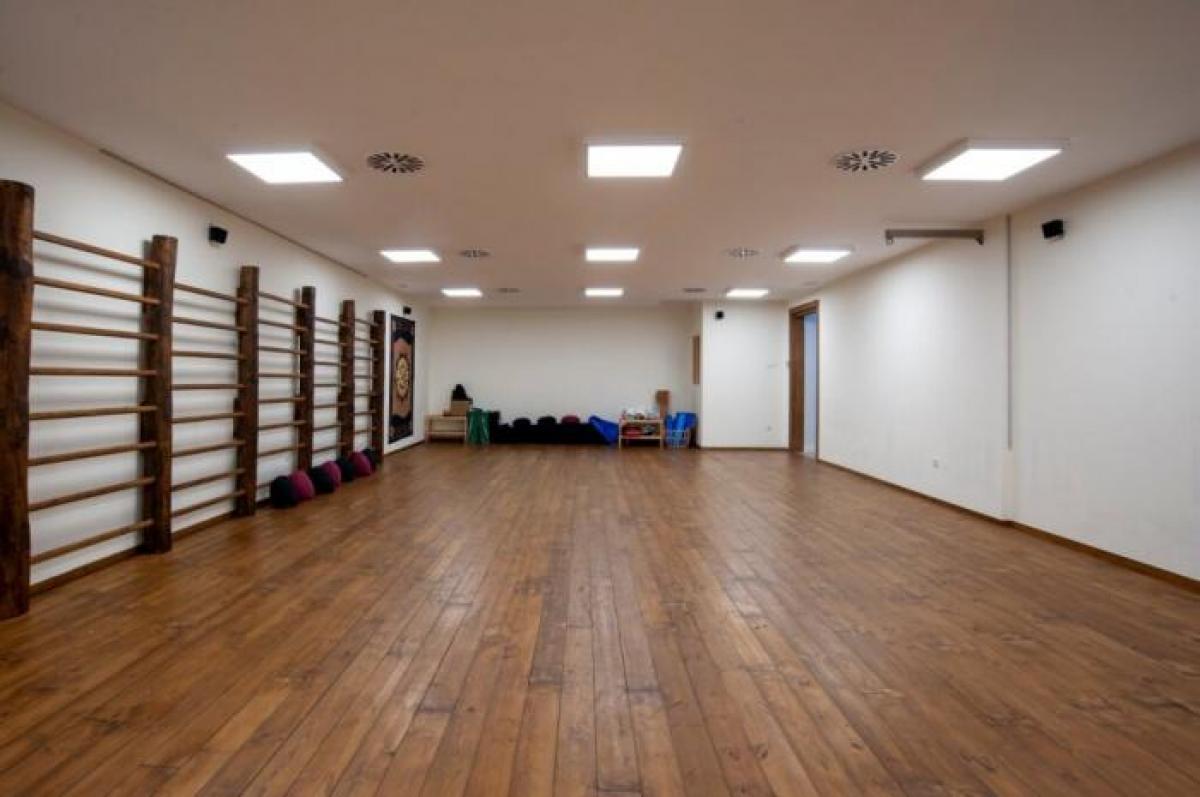 Picture of Retail For Rent in Murcia, Murcia, Spain