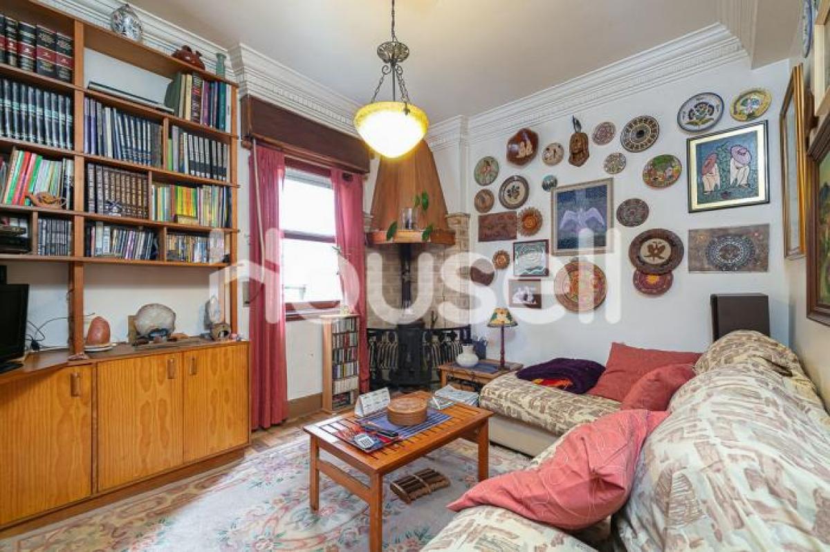 Picture of Apartment For Sale in Vigo, Asturias, Spain