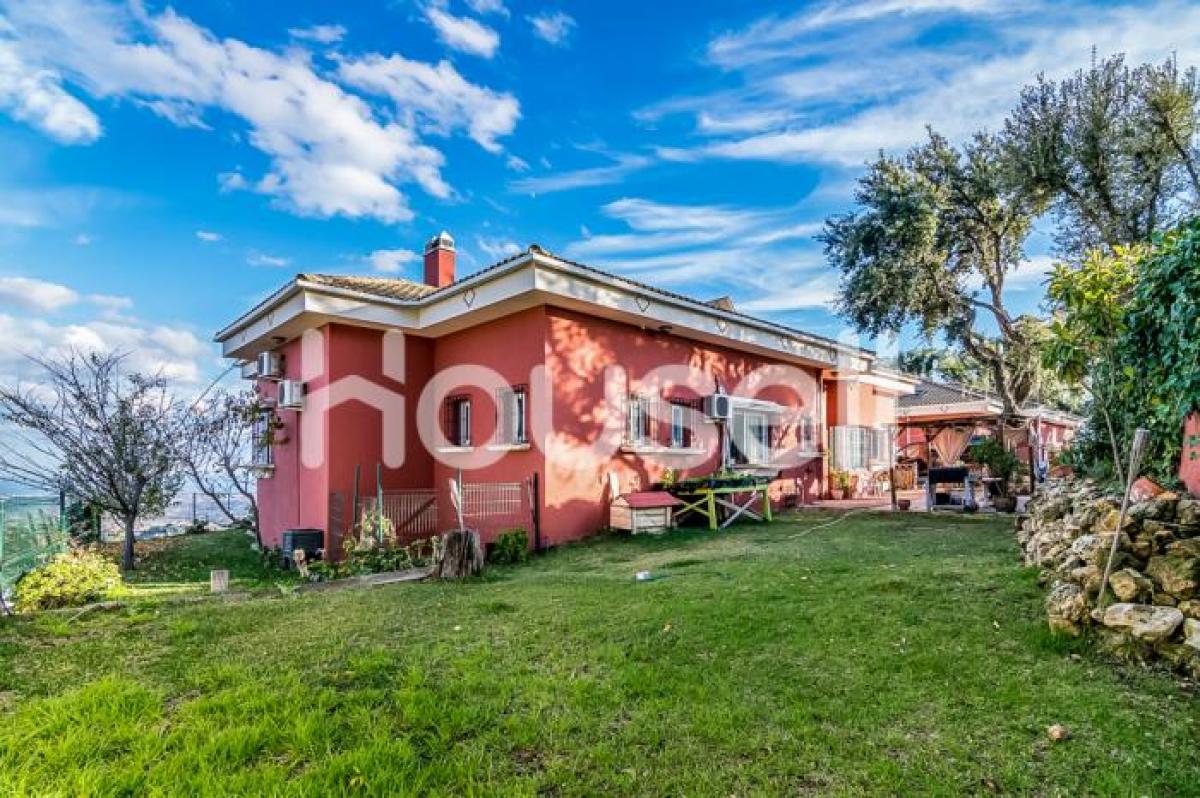 Picture of Home For Sale in Ojen, Malaga, Spain