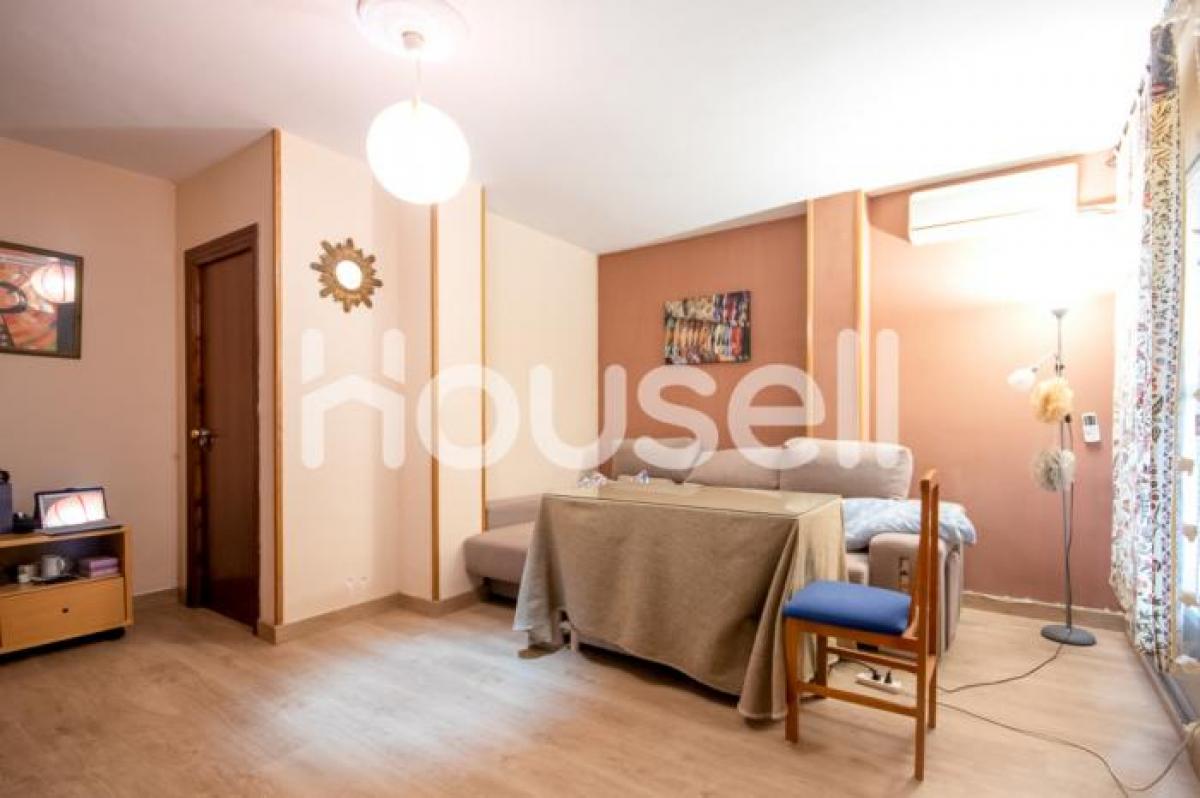 Picture of Apartment For Sale in Badajoz, Grand Est, Spain