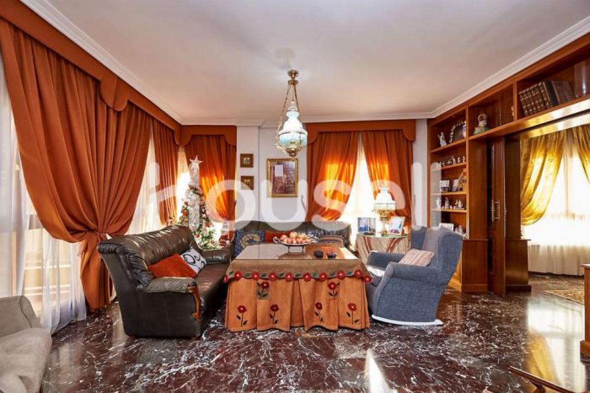 Picture of Apartment For Sale in Baza, Granada, Spain