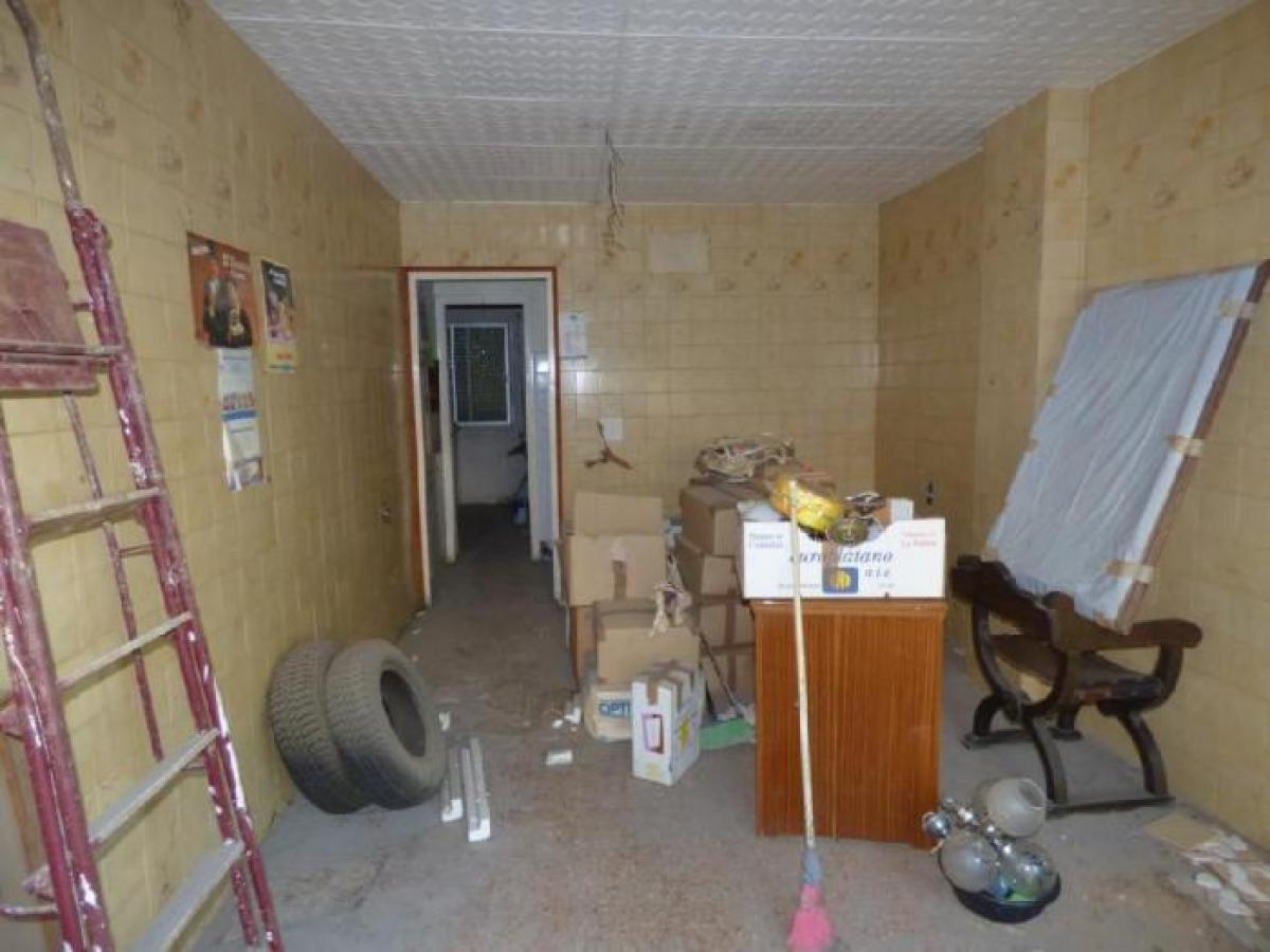 Picture of Retail For Sale in Manresa, Barcelona, Spain