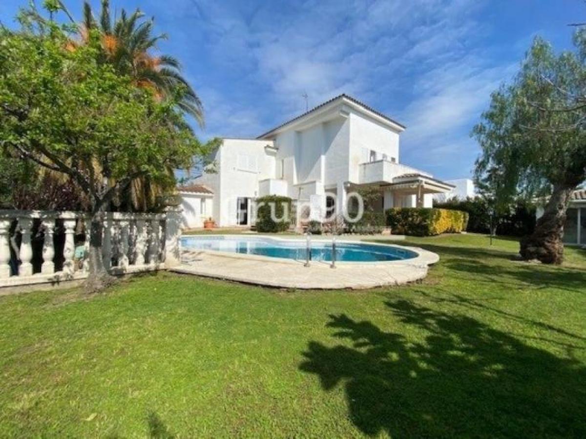 Picture of Home For Sale in Roda De Bara, Tarragona, Spain