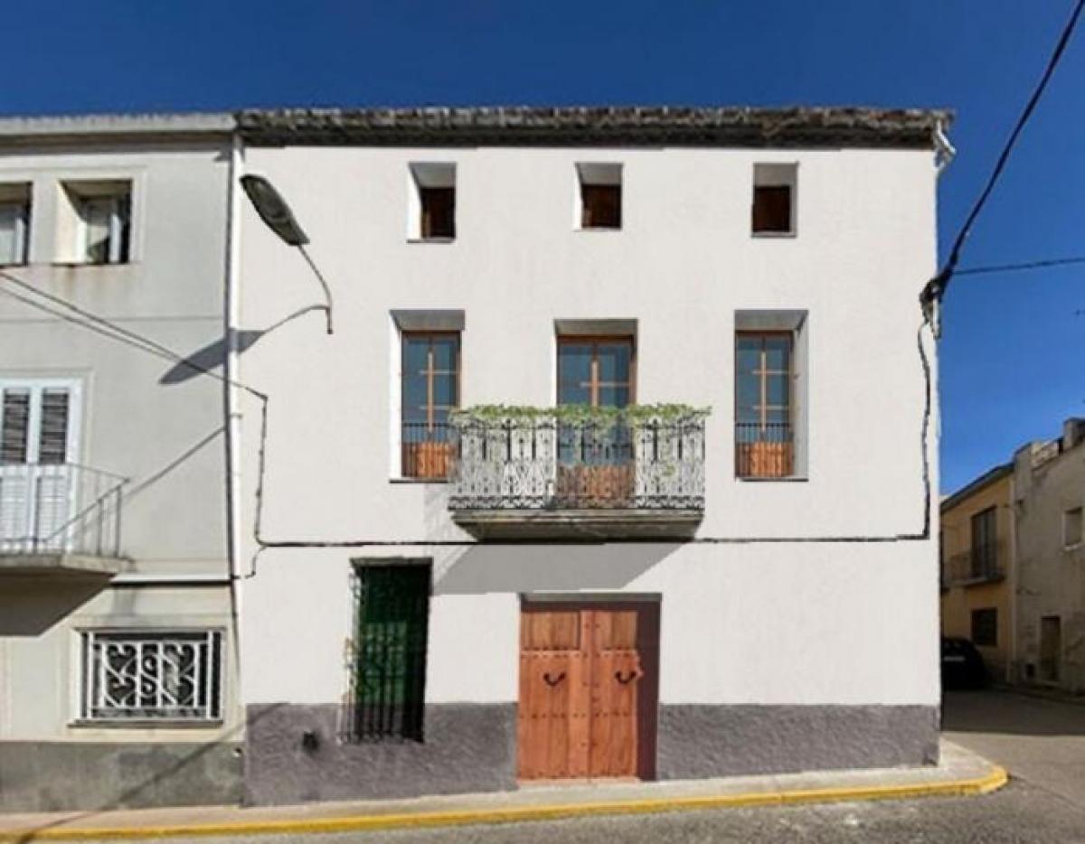 Picture of Home For Sale in Santa Barbara, Asturias, Spain
