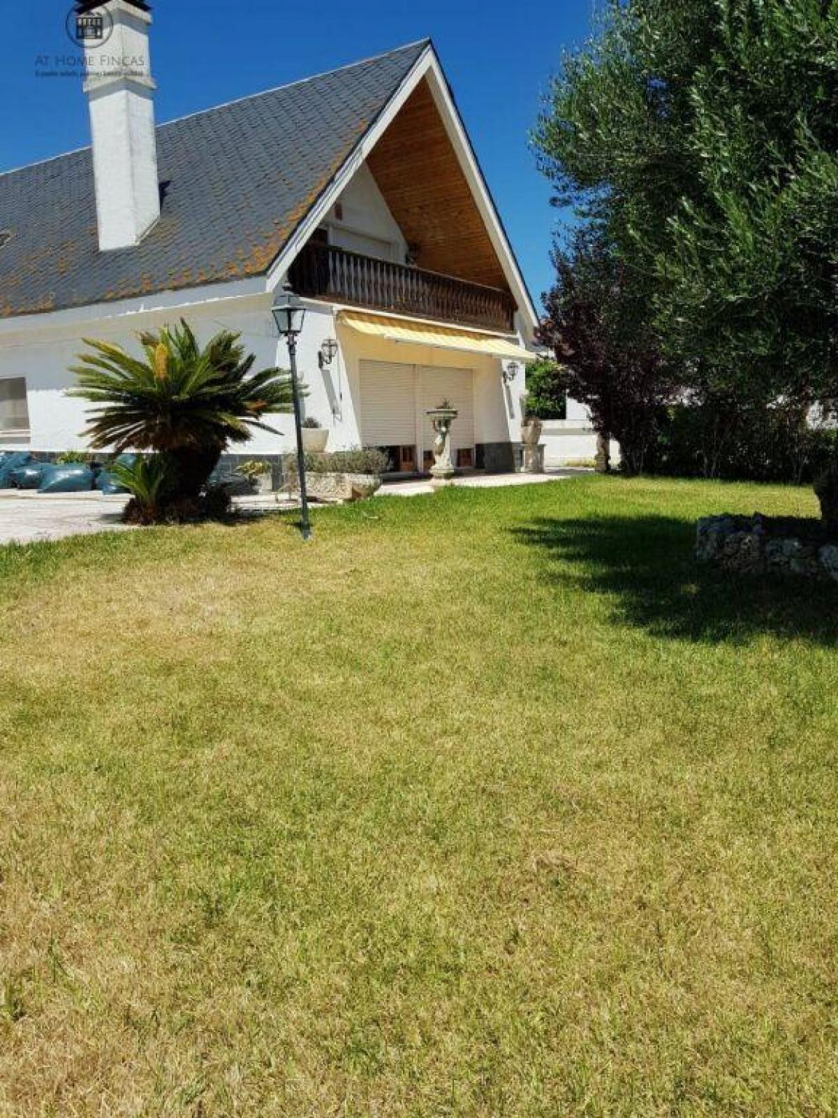 Picture of Home For Sale in Banyeres Del Penedes, Catalonia, Spain