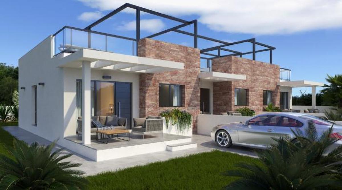Picture of Villa For Sale in Mil Palmeras, Alicante, Spain
