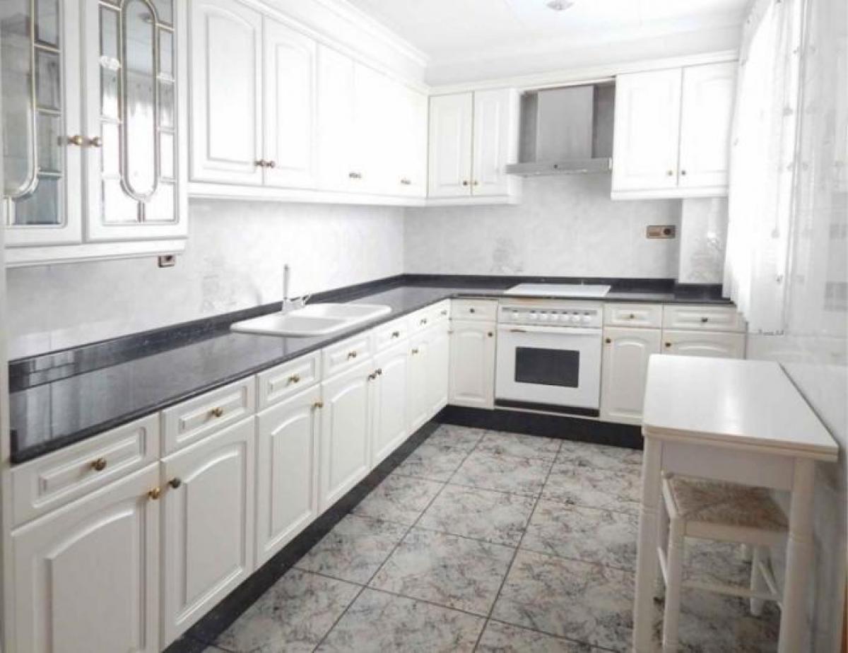 Picture of Apartment For Sale in Torrent, Valencia, Spain