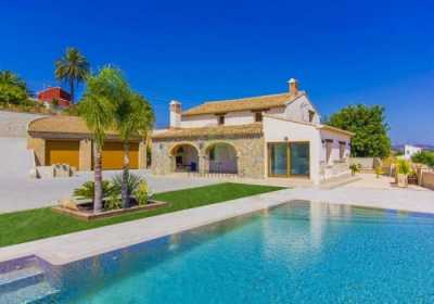 Villa For Sale in Teulada, Spain