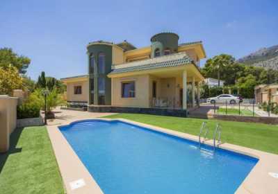 Villa For Sale in Altea La Vella, Spain