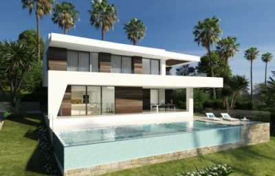 Apartment For Sale in Selwo, Spain