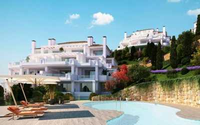 Apartment For Sale in Nueva Andalucia, Spain