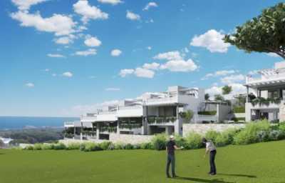 Apartment For Sale in Cabopino, Spain