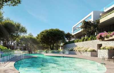 Apartment For Sale in Cabopino, Spain