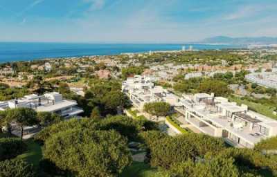 Apartment For Sale in Cabopino, Spain
