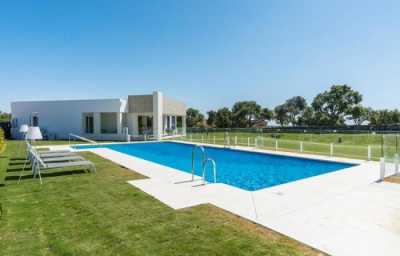 Apartment For Sale in San Roque, Spain