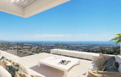 Apartment For Sale in Benahavis, Spain