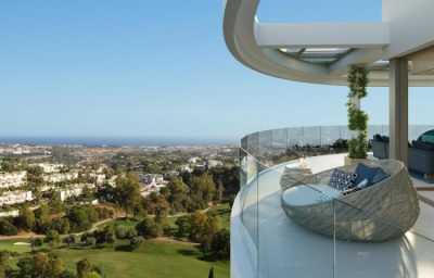 Apartment For Sale in Nueva Andalucia, Spain