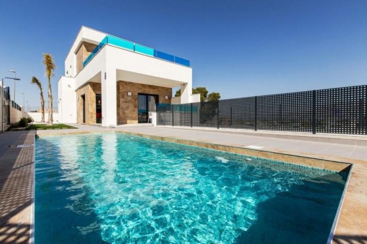 Picture of Villa For Sale in Bigastro, Alicante, Spain