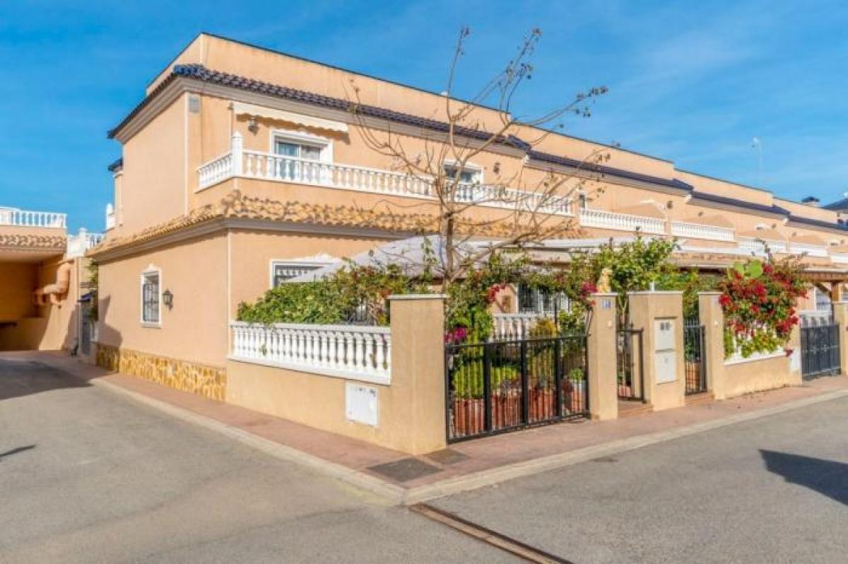 Picture of Home For Sale in Villamartin, Alicante, Spain