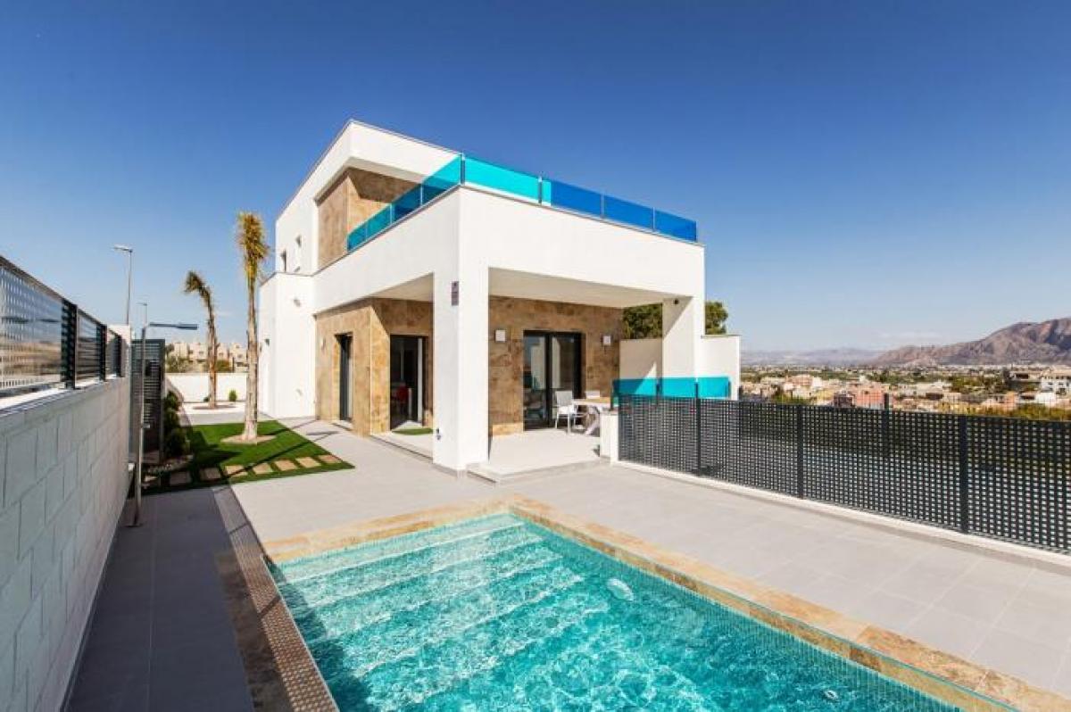 Picture of Home For Sale in Bigastro, Alicante, Spain