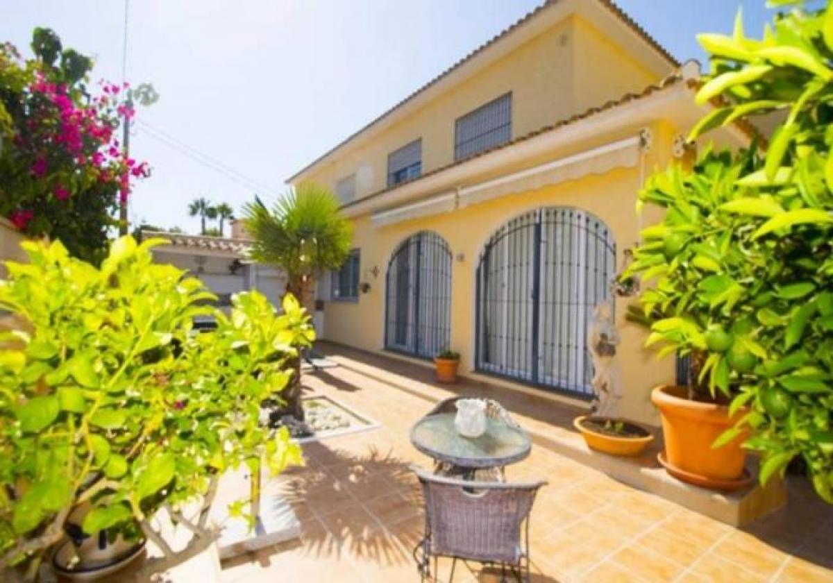 Picture of Villa For Sale in Albir, Alicante, Spain