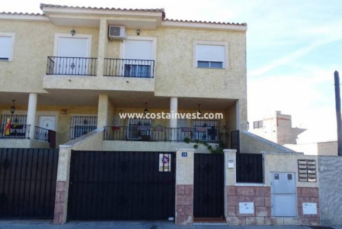 Picture of Home For Sale in Catral, Alicante, Spain