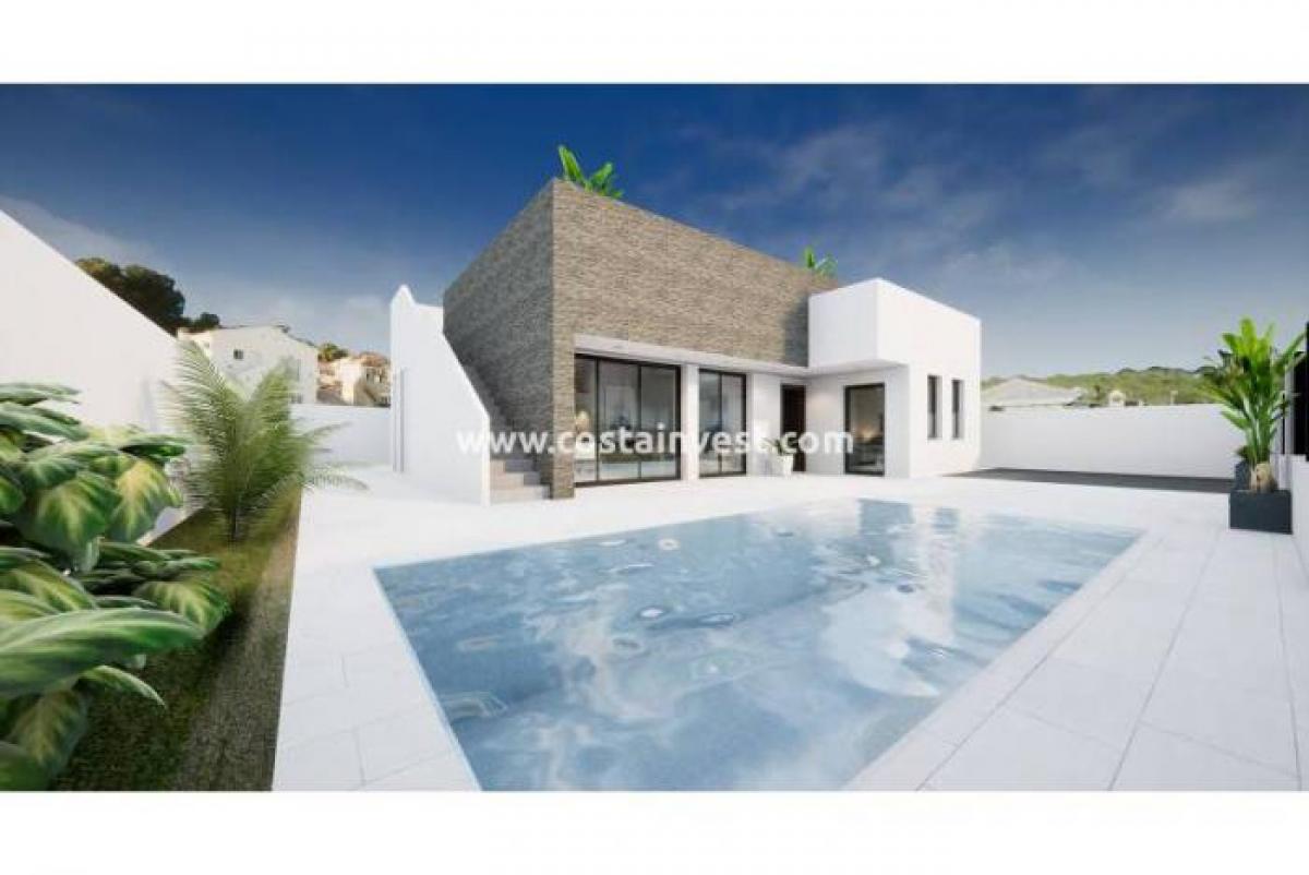 Picture of Villa For Sale in Pinar De Campoverde, Alicante, Spain