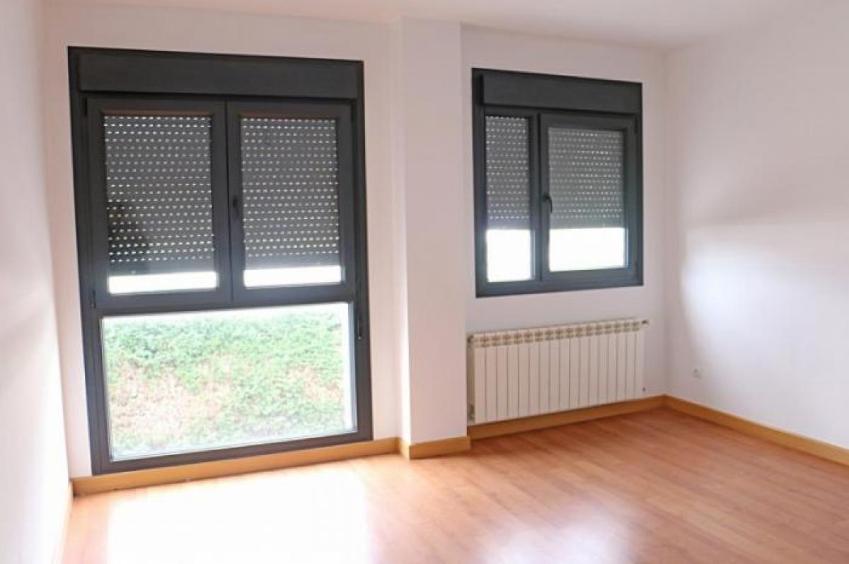 Picture of Apartment For Sale in Pravia, Asturias, Spain