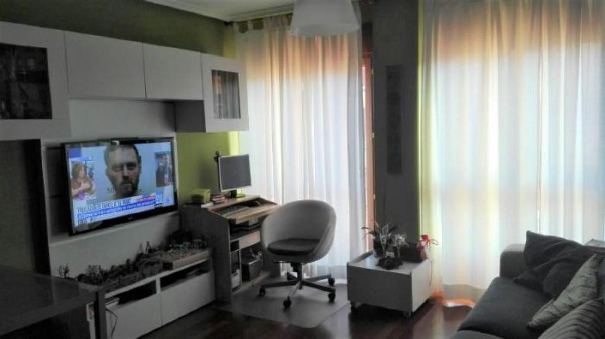 Picture of Apartment For Sale in Soto del Barco, Asturias, Spain