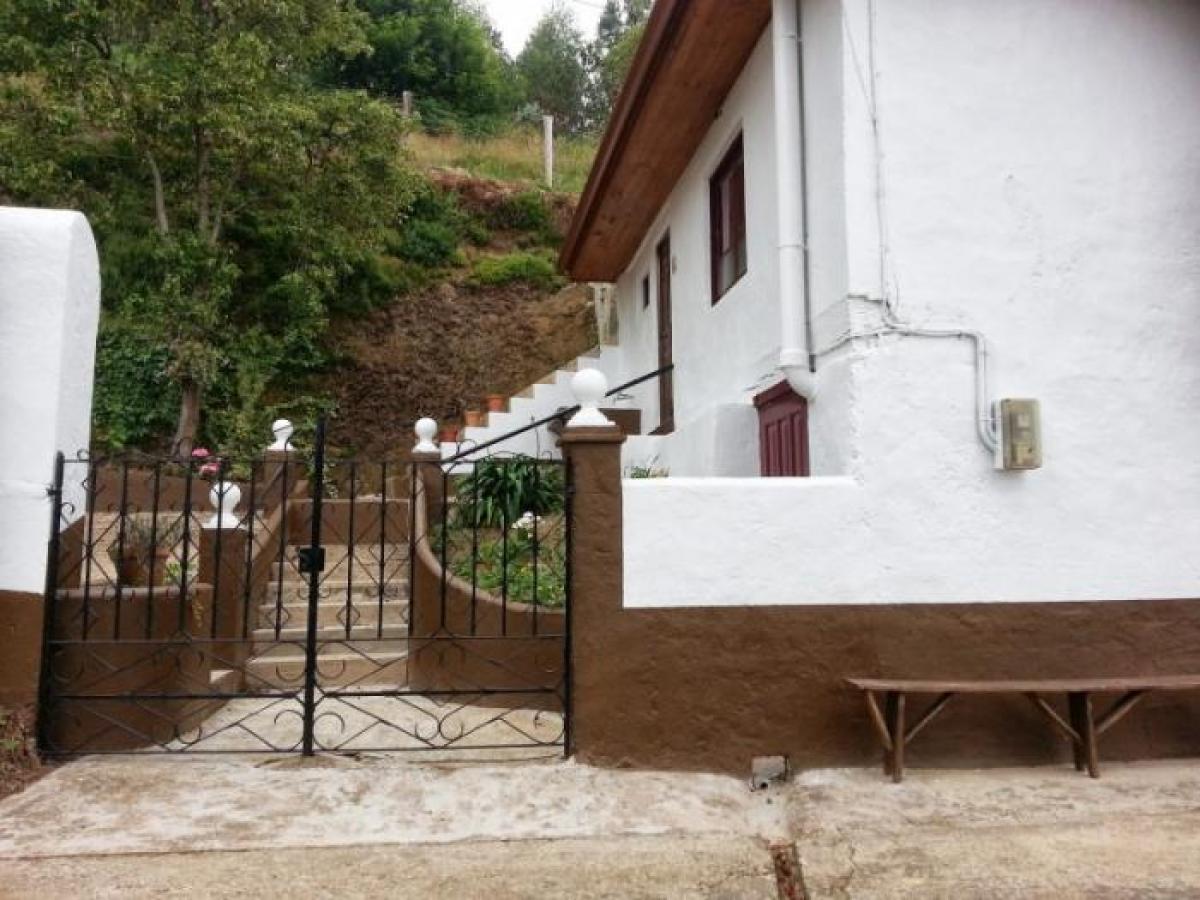 Picture of Home For Sale in Pravia, Asturias, Spain